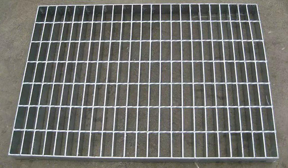 影響鋼格柵板價(jià)格的因素